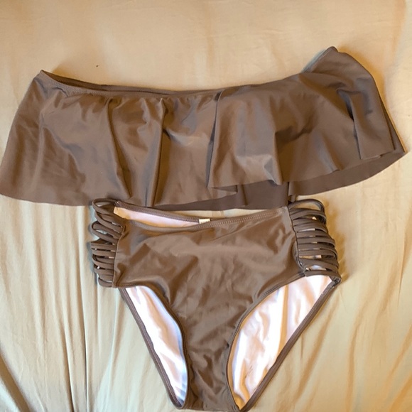 Grey/brown swimming suit - Picture 1 of 1